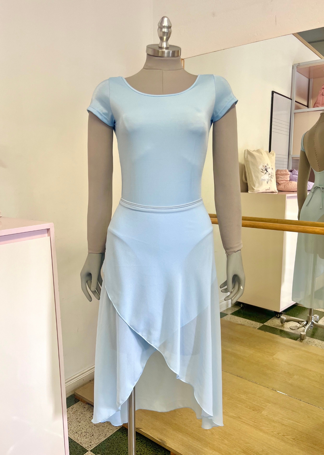 Falda volaré larga baby blue